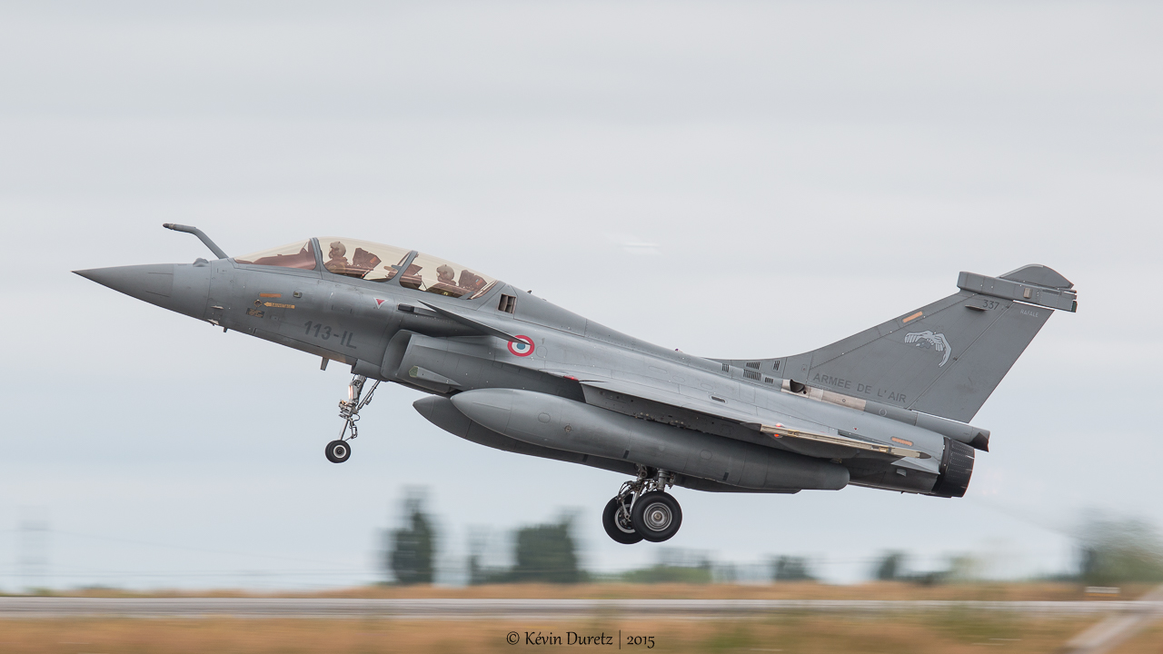 BA 105 Evreux-Fauville - Départs des avions participant au défilé du 14 juillet 2015 sur les Champs Elysées à Paris  12384