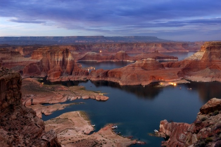 CELE MAI FRUMOASE LOCURI DE PE PAMANT  - Pagina 4 Lake_Powell_Utah_10-728x484