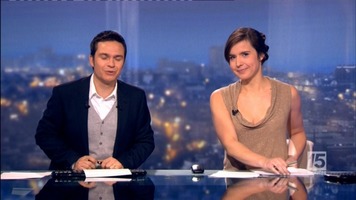 Jolies journalistes en vrac (RTBF - 2013) Delphine_simon-15_minutes-20121224-2-by_pouce_tn