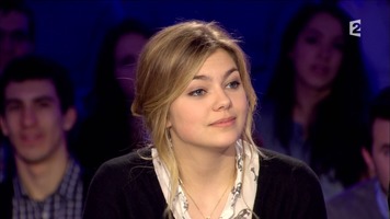 Louane Emera : On n'est pas couché (FR2 - 07/03/2015) Louane_emera-on_n_est_pas_couche-20150307-1-by_pouce_tn