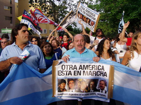 Marche  Caracas contre la guerre et limprialisme Caracas2