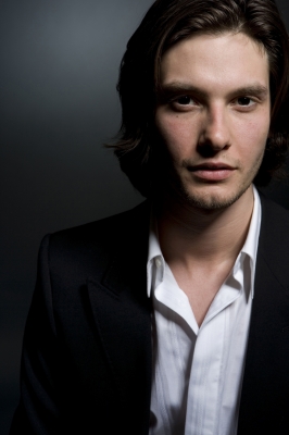 set 6 Normal_Ben_Barnes_003