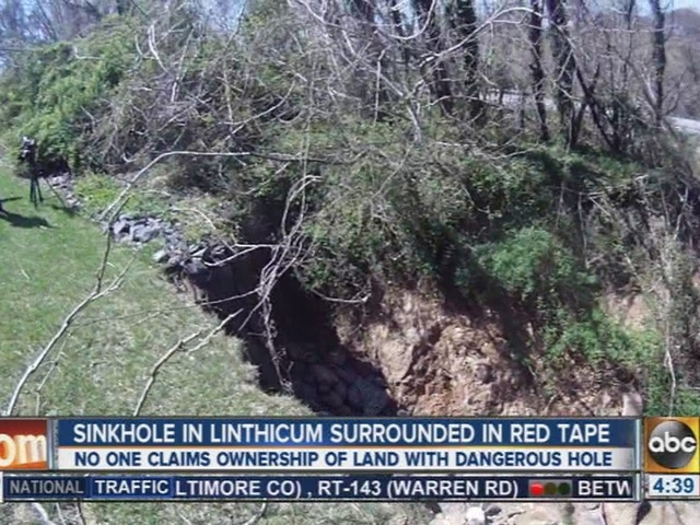 Massive Growing 15-by-40 Foot Sinkhole Threatens Anything in its Path in Linthicum, Maryland Sinkhole-Linthicum-maryland-1