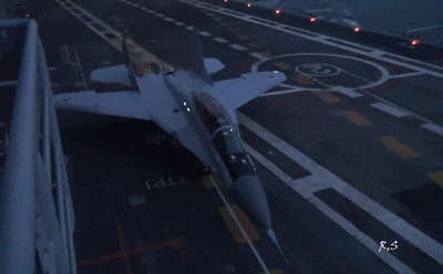 PAK-FA, T-50: News #4 - Page 39 Fighter-jet-aircraft-carrier-animated-gif-2