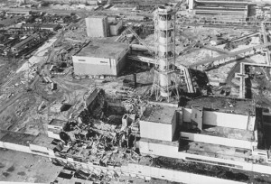 Vent de panique à Fukushima (Japon) + Un Expert révéle l'éffroyable vérité Tchernobyl-300x204