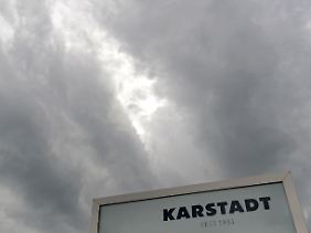 Unruhe bei Karstadt:Mitarbeiter treten in den Ausstand 8567677-Kopie
