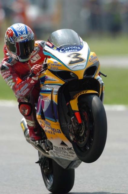         MOTO GP Max_biaggi_sbk_monza2_03