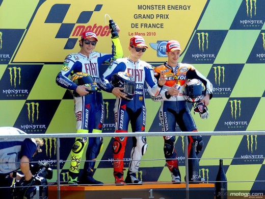 Jorge Lorenzo dicte sa loi au Grand Prix de France. Rossi est à l’affut ! 24-520x390