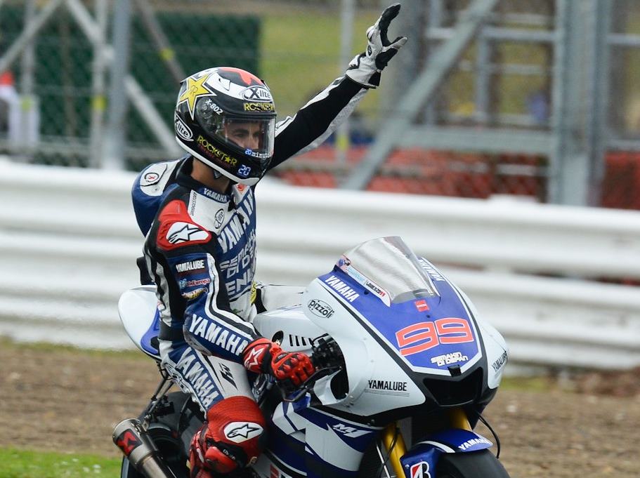 Moto GP Silverstone 2012 480798_466144526730217_1903554353_n