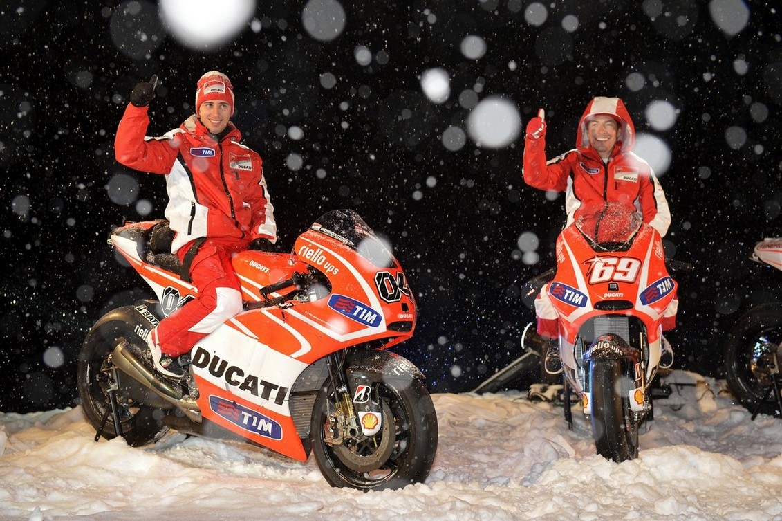 Ducati GP13 : la suite des soucis ? Big_ducati-desmosedici-gp-12-wrooom-2013-2