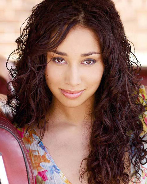 Recopilando personajes (Lindsay) Meaghan-Rath