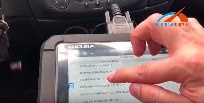 TabScan S7 on Megane: read and clear codes successfully! TabScan-S7-megane-25