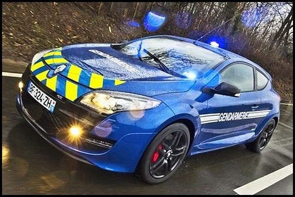  alerte gaz  Nouvelle-Renault-Megane-RS-Gendarmerie-3