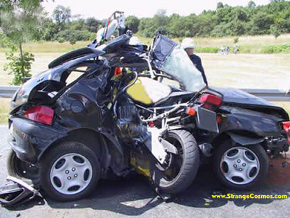 ¡CONCURSO CHORRA! - Página 10 Accidente_MOTO_COCHE_foro