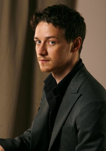 Stephen A. Sinclair Bds_first-class_james-mcavoy-habla-de-xavier