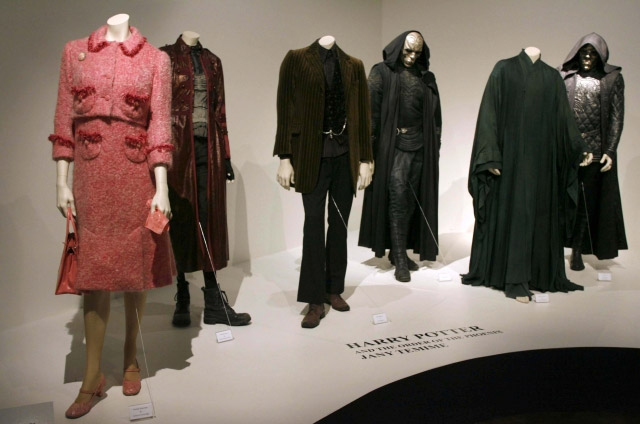 Exhibición de artículos utilizados en la saga "Harry Potter" Figurinos