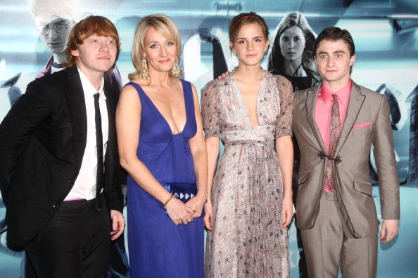 PREMIERE DE HARRY POTTER EN LONDRES!!!!!!!!! Jk-rowling-premierehp6-13