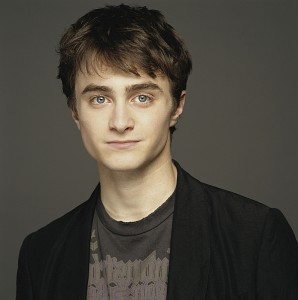  Dan Radcliffe admite haber estado borracho en varias escenas de las películas de Harry Potter Shoot1-298x300