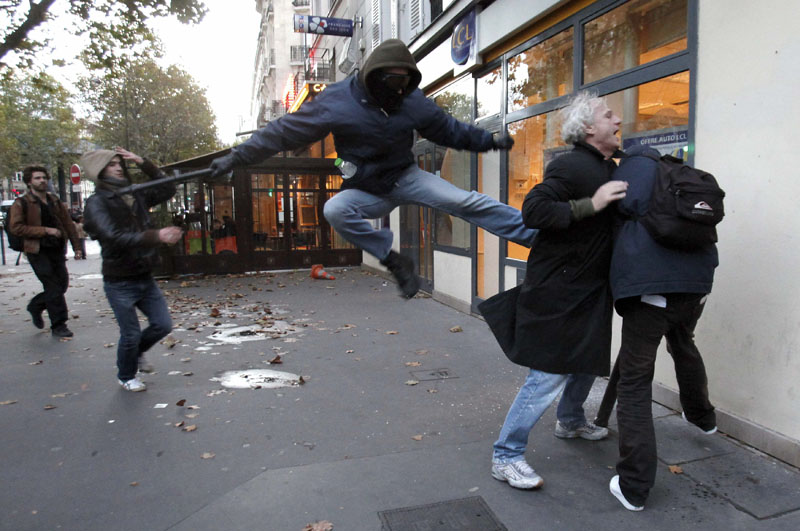 Huelga General en Francia - Página 6 27_fr0002157633