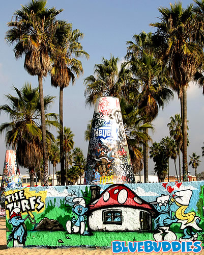 [GRAFFITI] des thèmes qui nous plaisent. Venice_Beach_Smurf_Graffiti