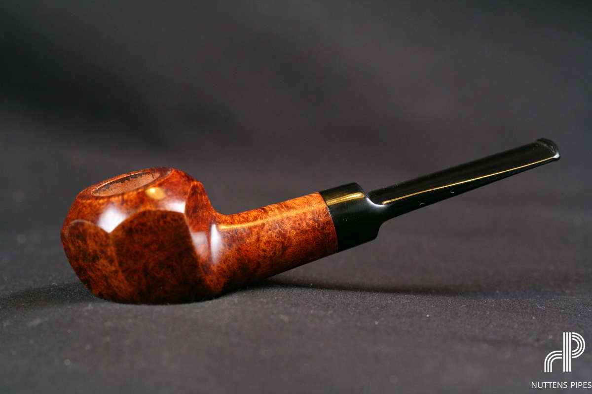 Watson serie Heritage - Page 21 3297_221_new-pipe-hand-finished-nuttens-panelled-saddle