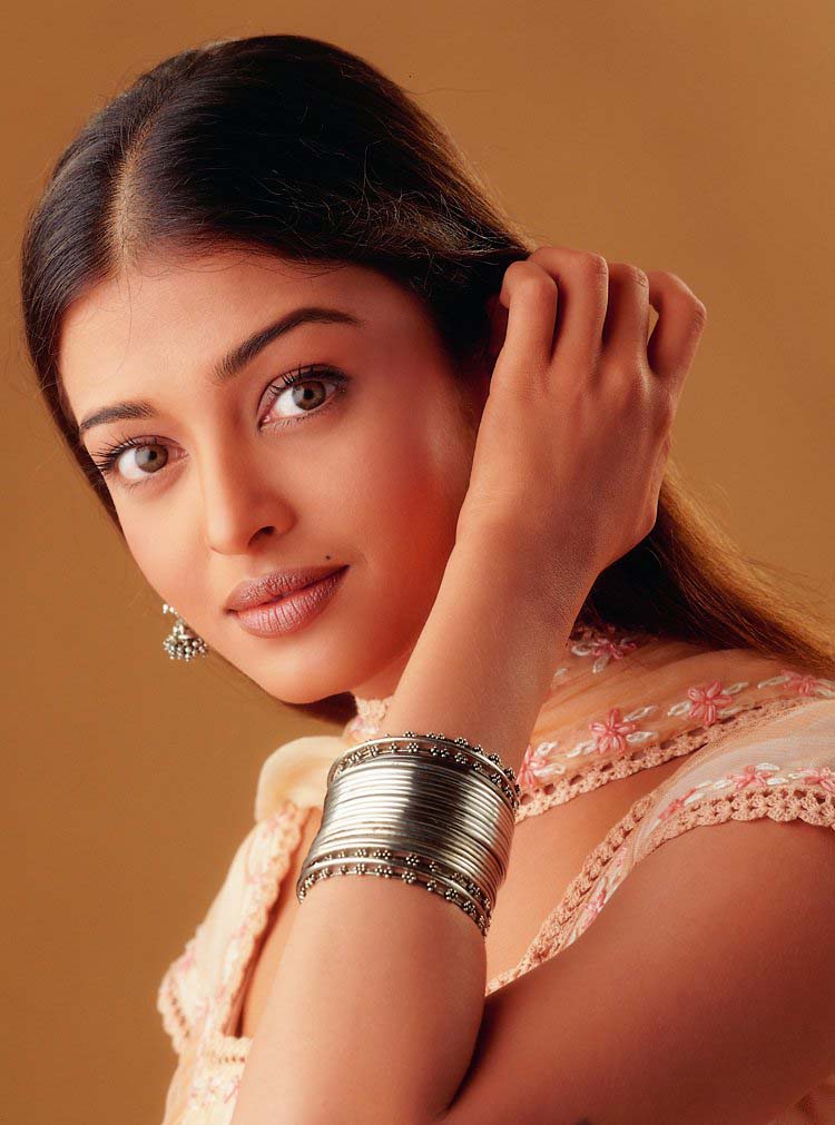 aishwarya Aish01