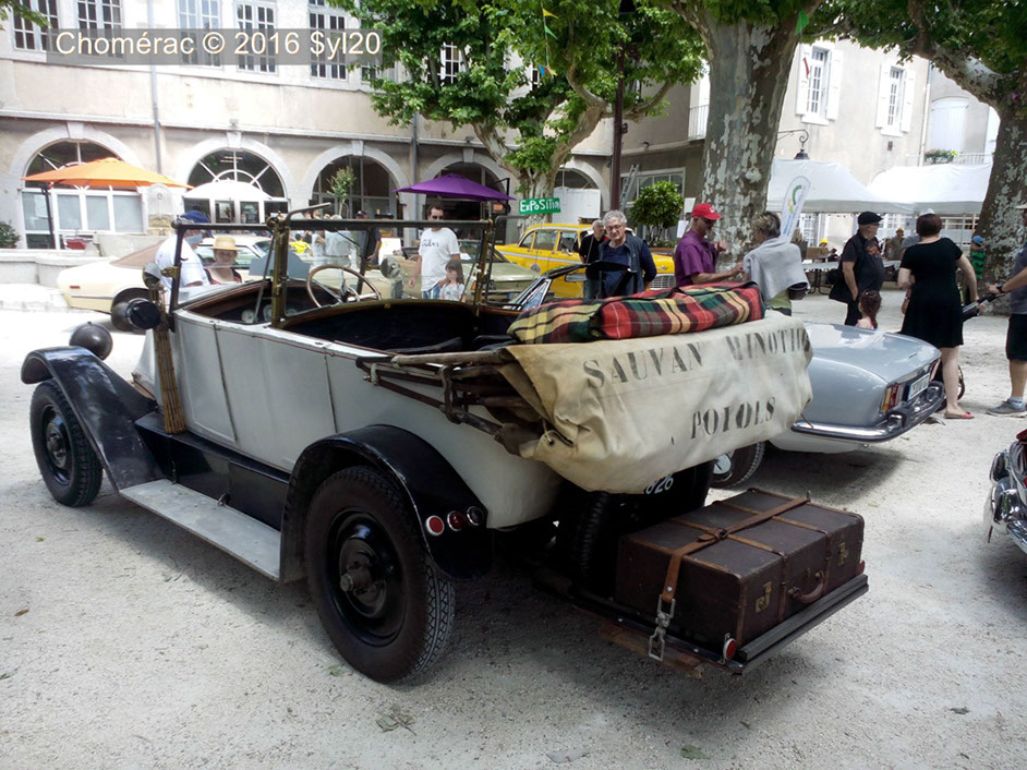 [07] 28/05/2016 2e Concentration de véhicules historiques IMG_20160528_140049