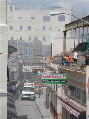 CUBA: INCENDIO EN TIENDA  - UN MUERTO Y 16 HERIDOS DSC01472%282%29