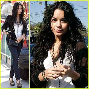 فينيساا كوول Vanessa-hudgens-patys