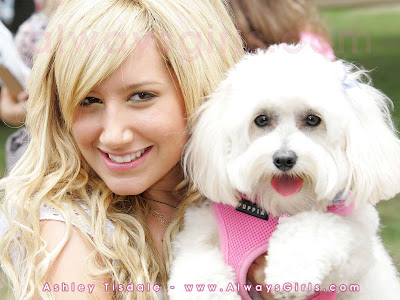 Ashley Tisdale Wallpaperleri Ashley_tisdale04