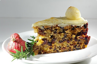 فـــن تزيين الكيك Mothering_simnel_cake_slice