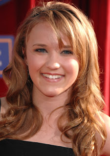   emily osment EmilyOsme_Steve_14401293_400