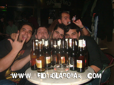 El botellin de mahou - Página 4 2008-Bar-el-otro-lado-carre