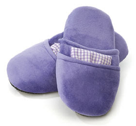 * أحلى تشكيلة أحذية شتوية بيتى* S708_Toasty_toes_slippers_L1