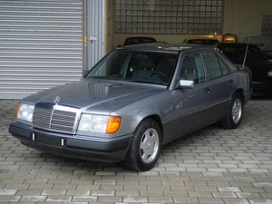 دليل سيارتك الميكانيكي+كتب لتعلم الميكانيك+... Mercedes200e