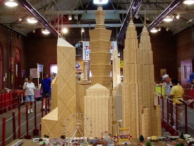 Build Structures using TOOTHPICK! Toothpick_cities_015