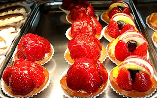 فـــن تزيين الكيك Strawberrytartssmall