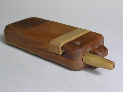  2009 WoodenPhone003