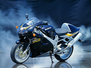     Motorbikes_042