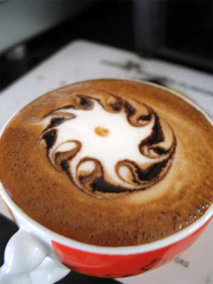 صباح الكابتشينو........... Latteart15