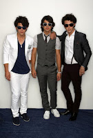 Jonas Brothers - Teen Choice Awards 2008 Blogdelatele-jonas-TCA-9