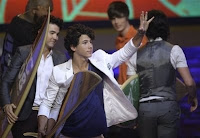 Jonas Brothers - Teen Choice Awards 2008 Blogdelatele-jonas-TCA-15