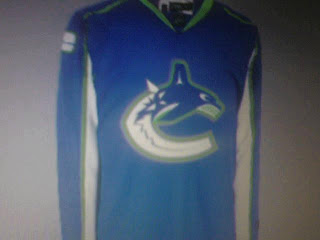 Nouveaux chandails Canucksblue