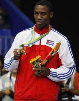  Yordenis Ugas VS Kenny Abril 25-06- 2011 USA Beijing9