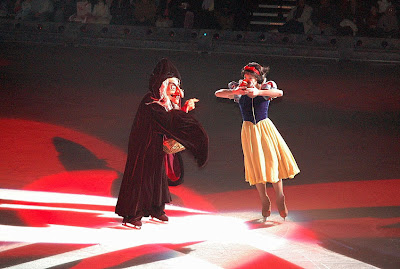 صور عالم ديزني الكبير Snowwhite%2520and%2520the%2520apple