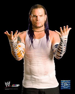 Jeff Hardy ante las autoridades este miércoles 2 de diciembre Jeff-Hardy-Posters