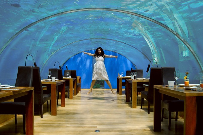 Neobični restorani Ithaa-undersea-restaurant