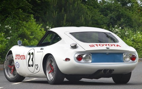 Japonnaise - Page 2 2000GT_Shelby_rear_1