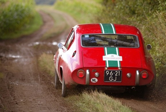 Coches Clasicos de Rally - Página 4 1966_Ghia_1500GT_Rally_Car_Rear_1