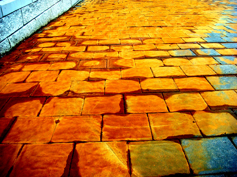 volim narančasto Orange_sidewalk_03